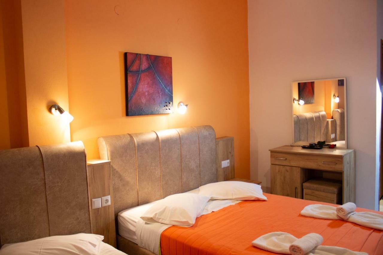 Rizos Bay Sarakiniko Hotell Sarakiniko  Exteriör bild